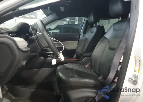 2025 Jeep Compass Limited из США, поврежденный, VIN 3C4NJDCN5ST555033